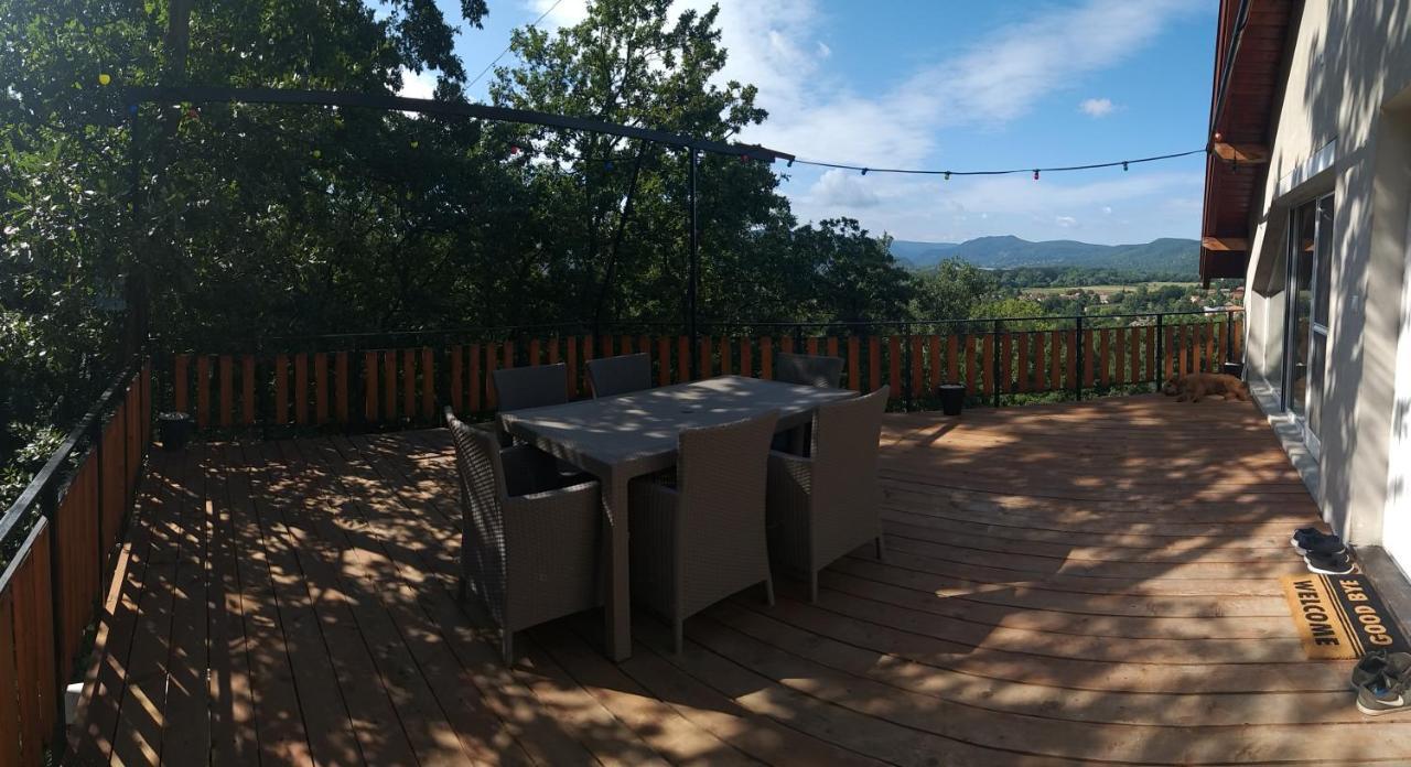 Toelgyerdo Apartman Kismaros Exterior foto
